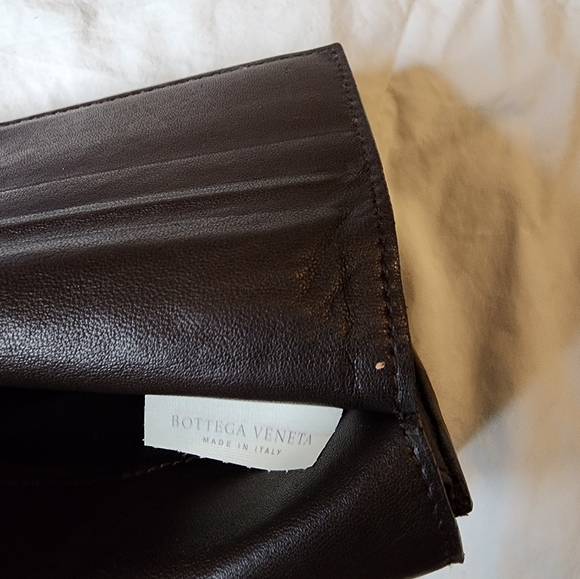 SOLD. Bottega Veneta long wallet - Picture 14 of 16